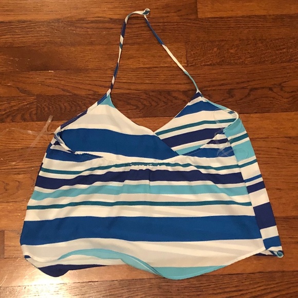 Halter top - Picture 2 of 4